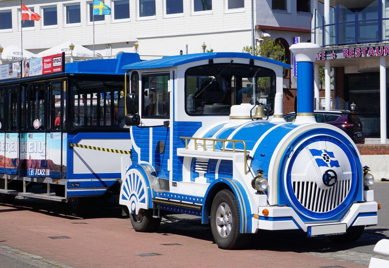bimmelbahn-neuburg-leuchtet