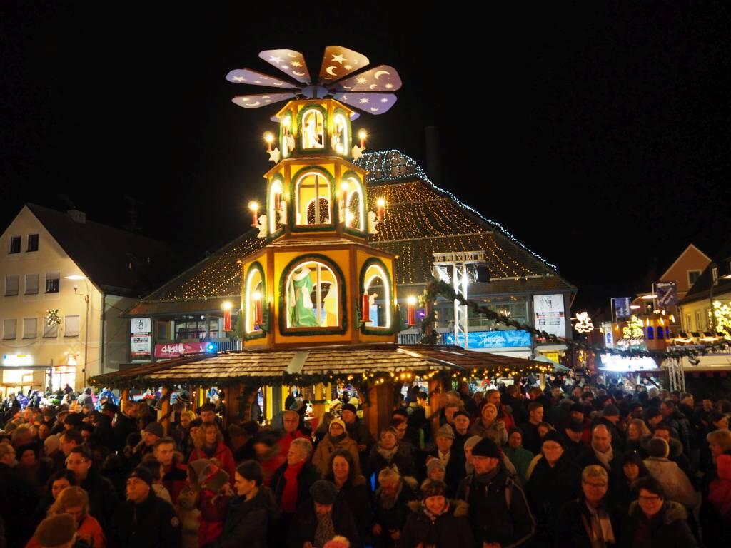 abschlussveranstaltung-am-weihnachtsmarkt