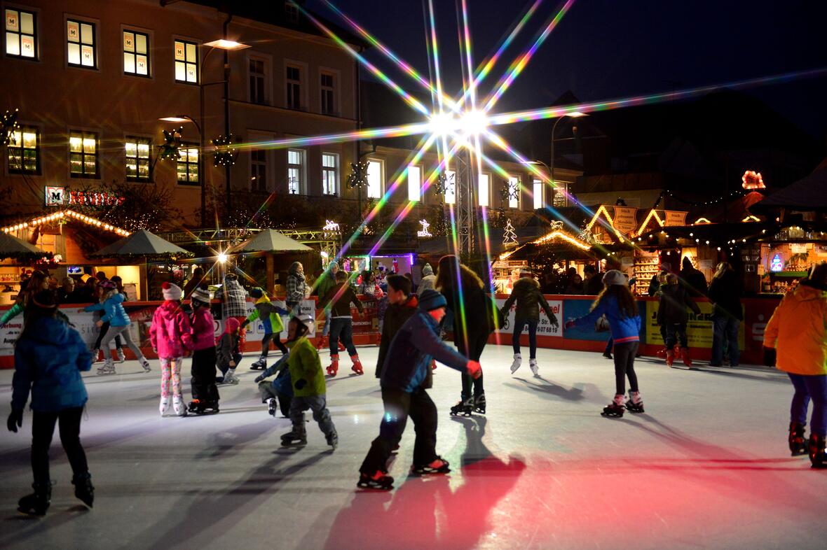 weihnachtsmarkt-schrannenplatz
