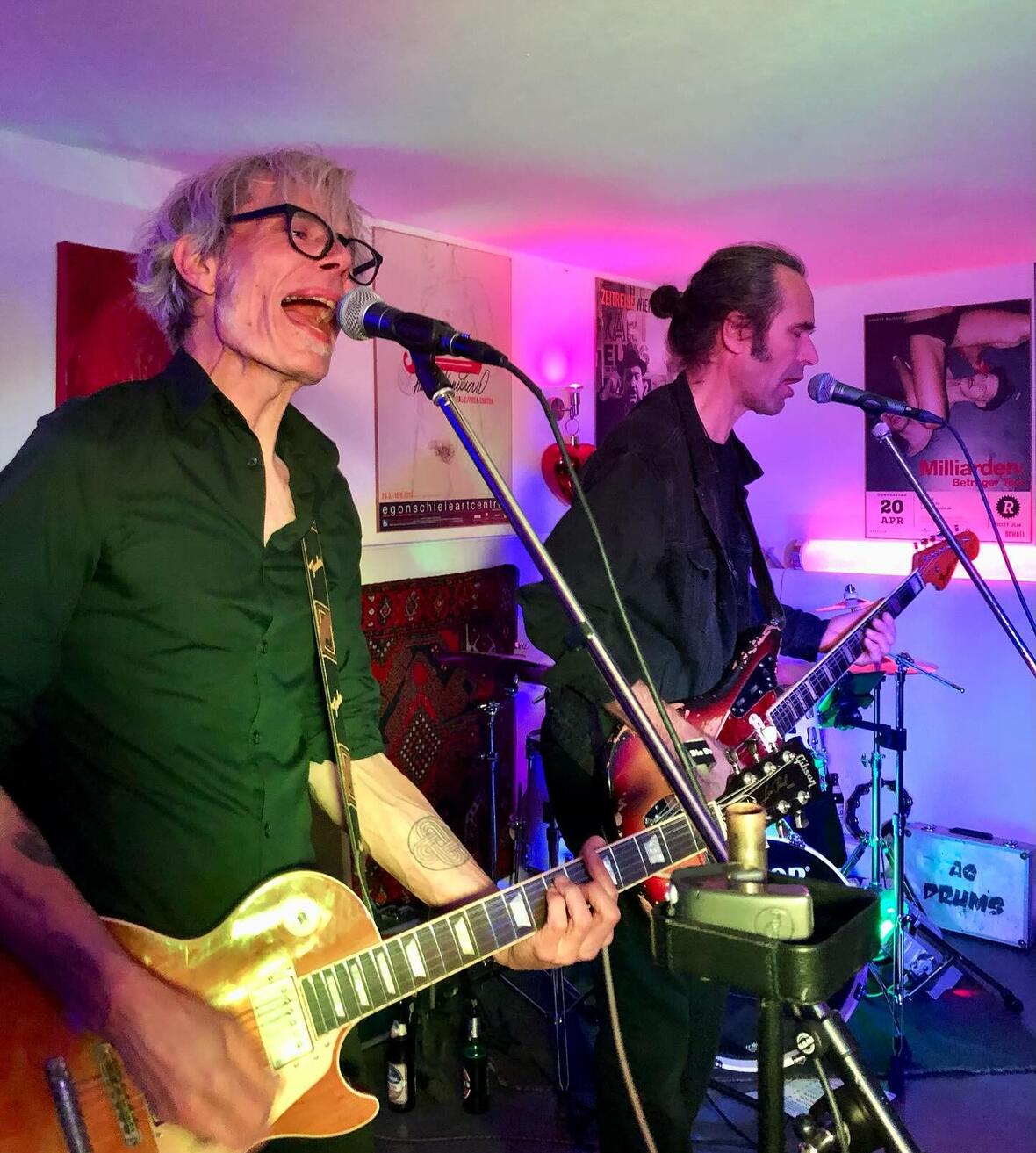 2025-07-01_23-08-51-creeping_candies